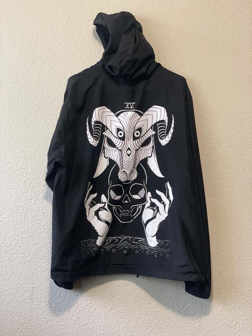 Independent Trading Company The Devil Tarot
Windbreaker black jacket